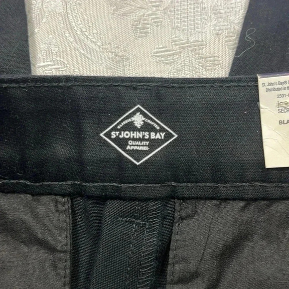 St. John’s Bay women’s capris size 4 - Picture 6 of 16